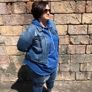 Meet your Posher, Leslie